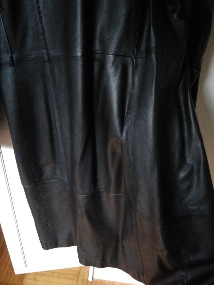 Manteau long en cuir - photo numéro 5