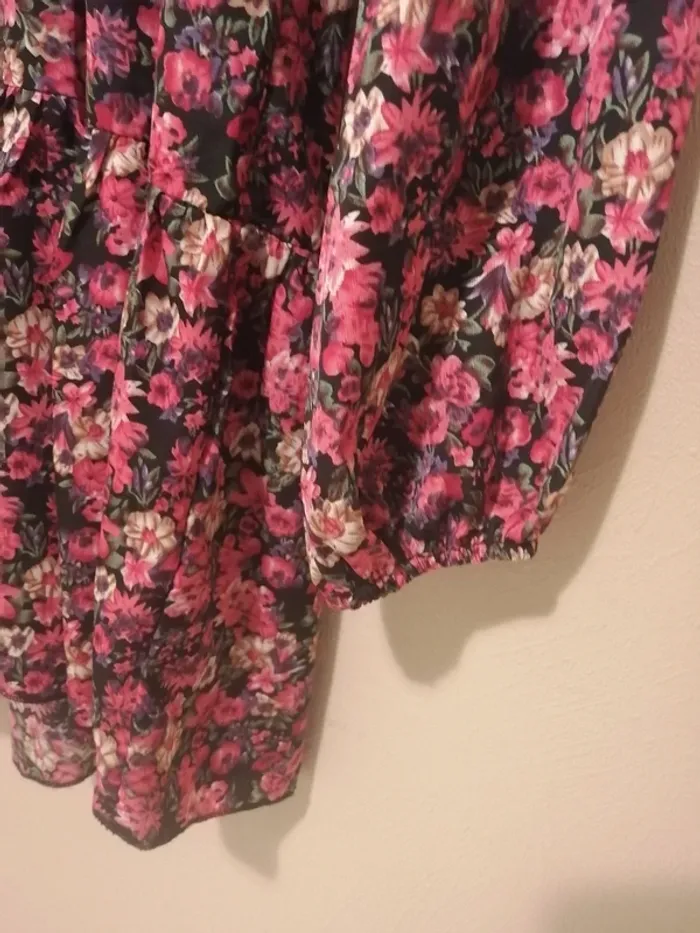 Robe fleurie cœur croisé taille 36 - photo numéro 2