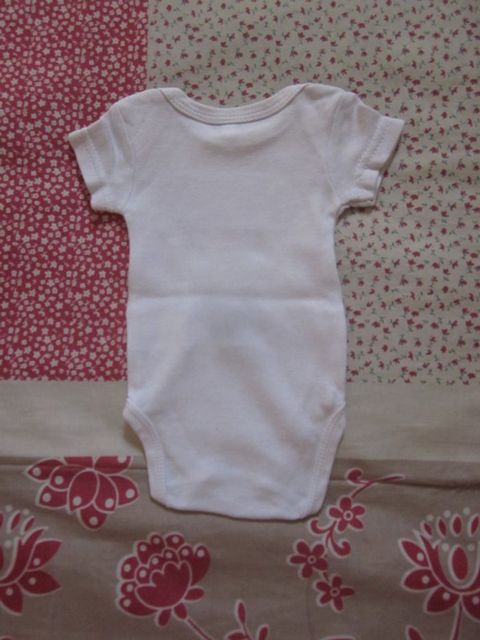 Lot de 3 bodies manches courtes blanc 1 mois - photo numéro 6