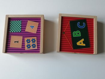 jeu en bois chiffres et lettres