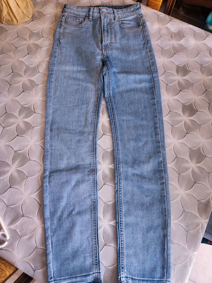 Jeans Bershka tbe - photo numéro 2