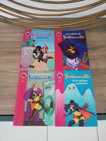 Lot de 4 livres Fantomette