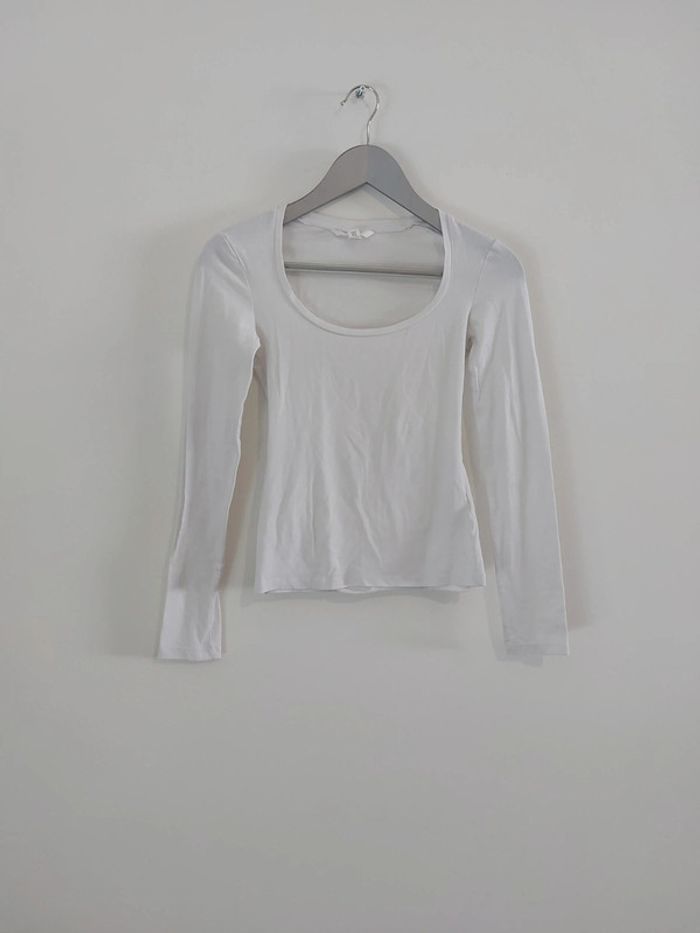 Tee shirt blanc col échancré