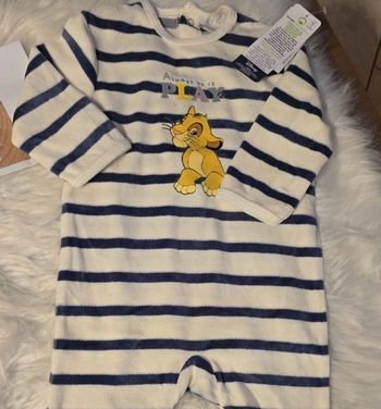 NEUF (non porté)🏷 🤩😍💙 superbe pyjama SIMBA 12 mois  mixte 💙😍🤩