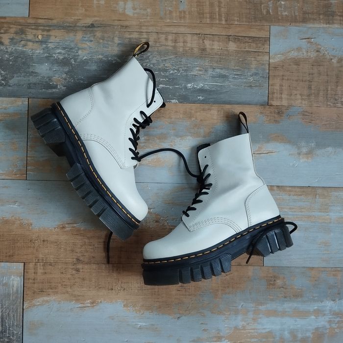 Dr.martens boots audrick a plateforme couleur taupe taille 38