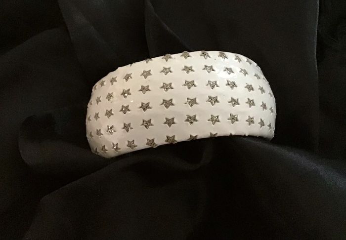 Joli bracelet jonc vintage. Années 90