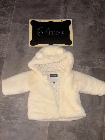 Manteau chaud - bébé fille - 6 mois - parfait état 