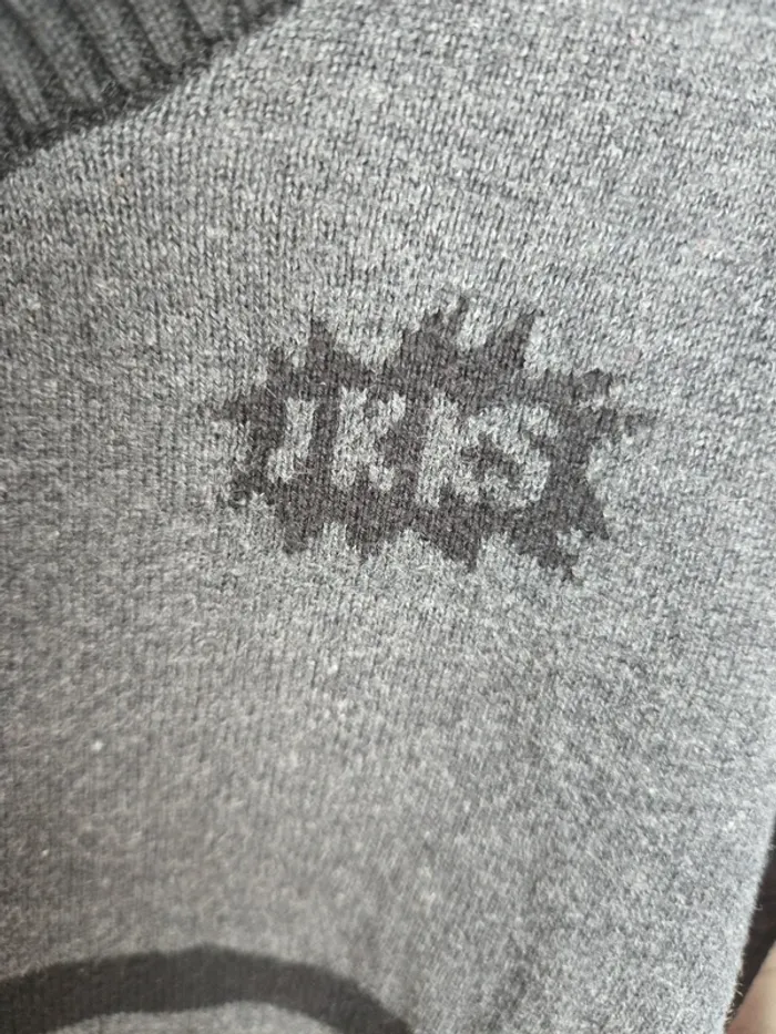 Lot de 8 vêtements taille 6 ans - photo numéro 4