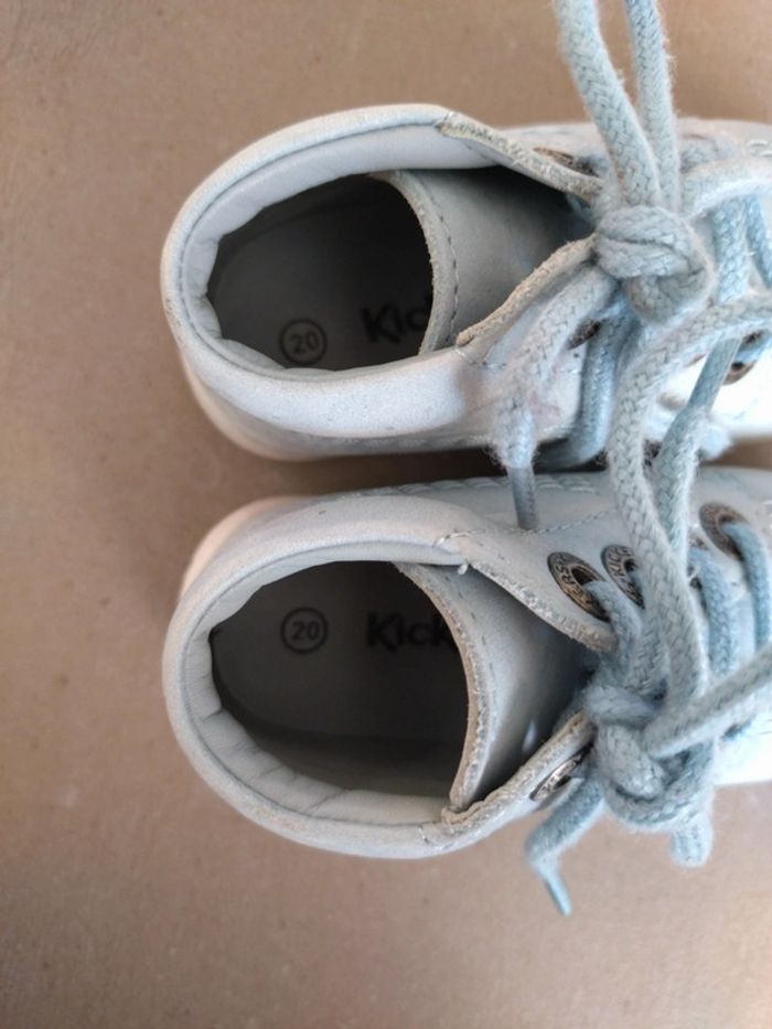 Kickers bleu T 20 - photo numéro 4