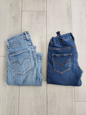 Lot 2 jeans Levis 12 ans