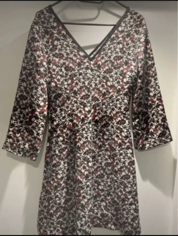 Robe fleurie Réserved – taille 34- Neuve