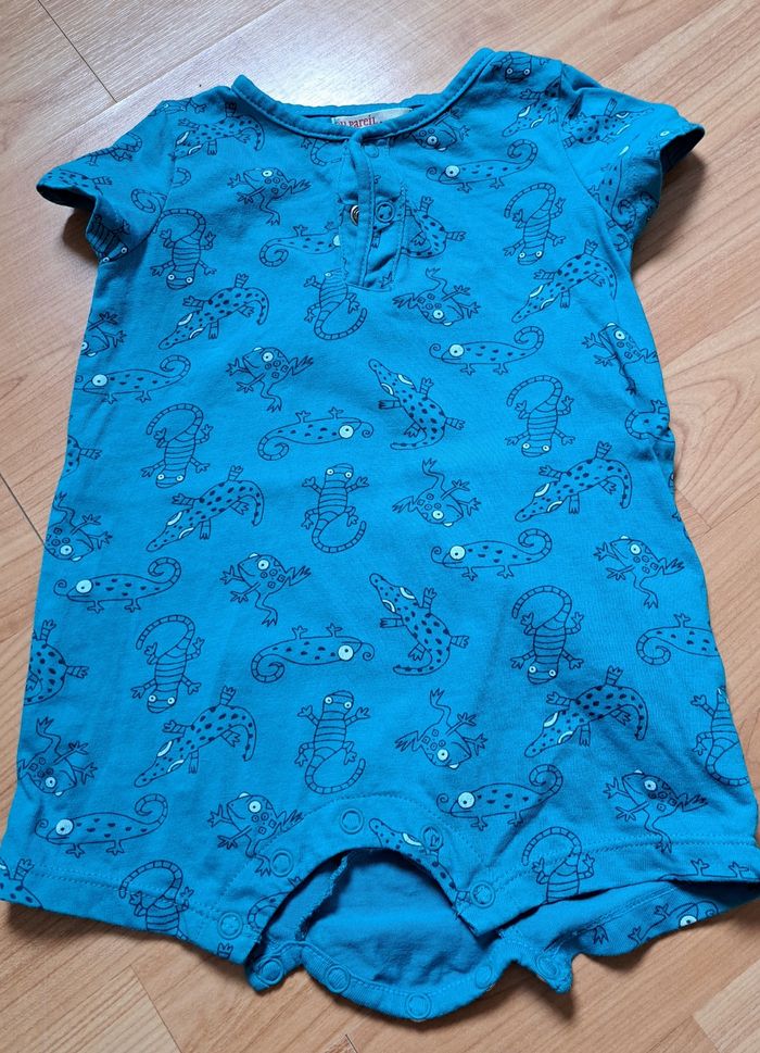 Lot de vêtements 6 mois - photo numéro 8