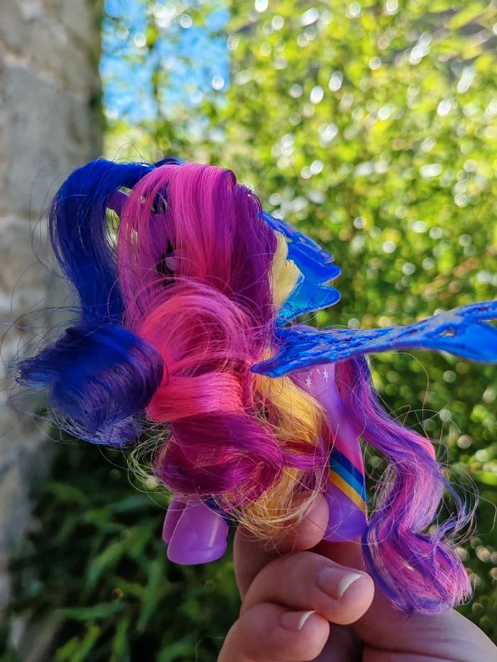 Mon petit poney - twilight sparkle - g4 - friendship is magic - photo numéro 4