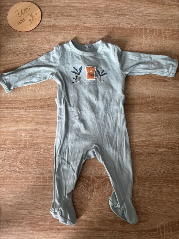 Pyjamas x2 1 mois - photo numéro 2