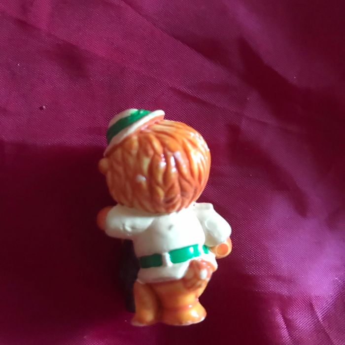 Figurine * prix 1e * kiki60230 - photo numéro 2