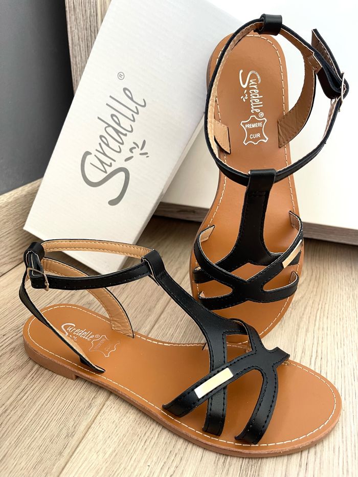 Sandales