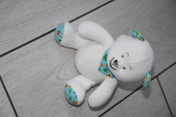 Doudou Peluche Ours musti mustela Blanc Bandana Bleu Vert