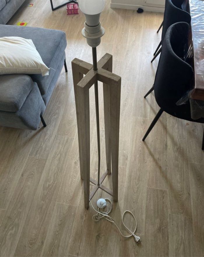 lampadaire Hemingway de chez LeRoy merlin en bois - photo numéro 2