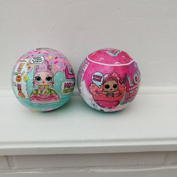 Lot de 2 boules poupées lol