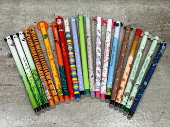 Stylo effaçable avec gomme 