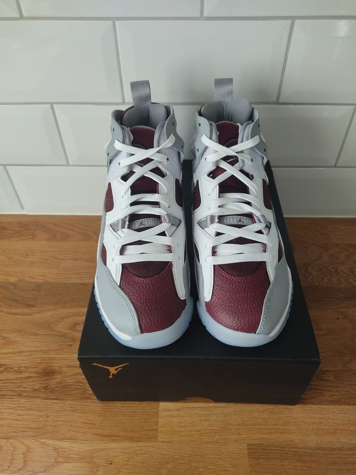 Baskets Jordan jumpman two trey T 38 - photo numéro 3