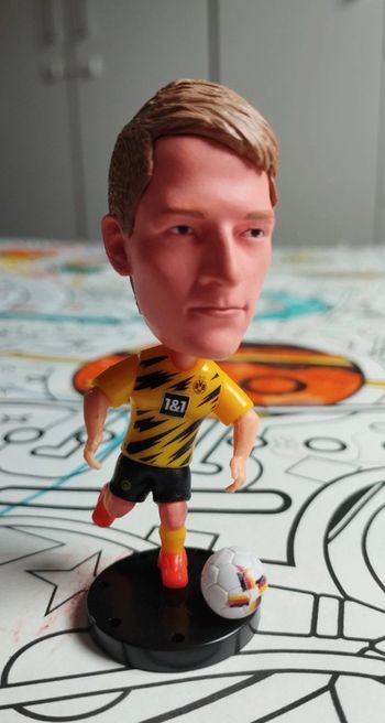 Petite figurine football neuve Marco Reus Borussia Dortmund