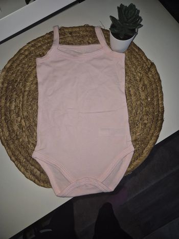 Bodies 1-3mois fille