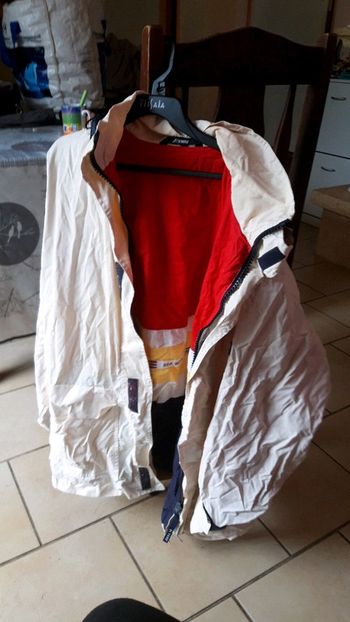 Kway avec capuche taille M L