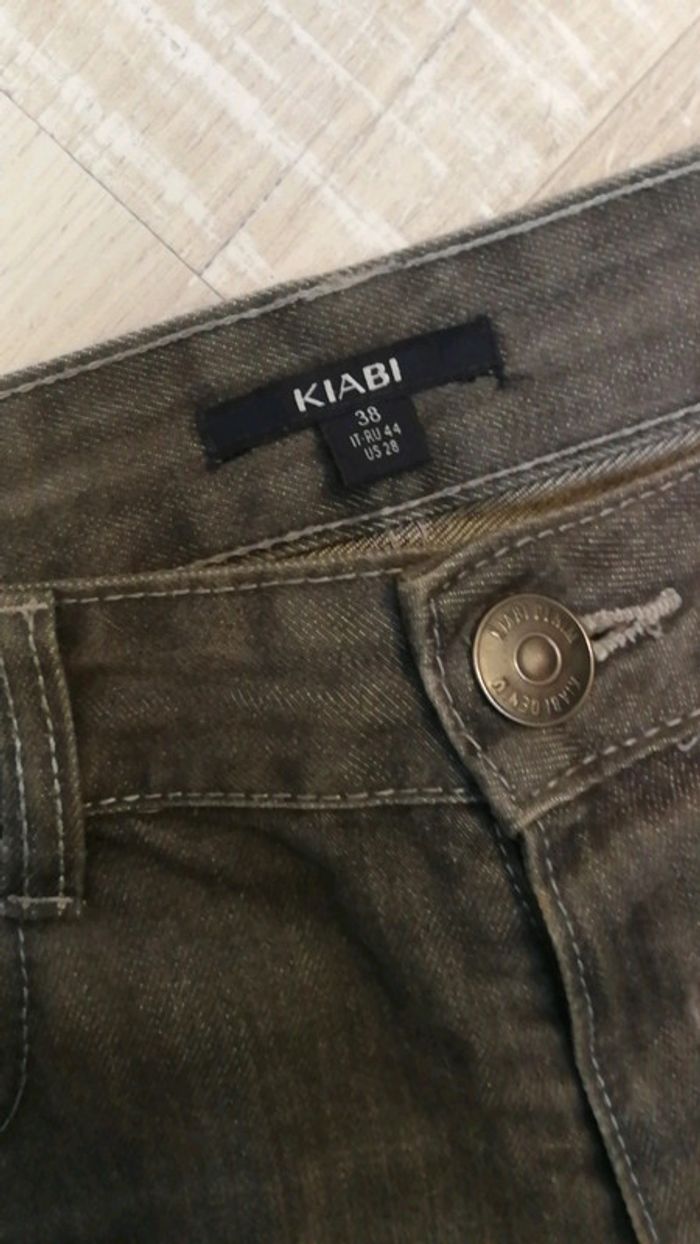 Short gris - photo numéro 2