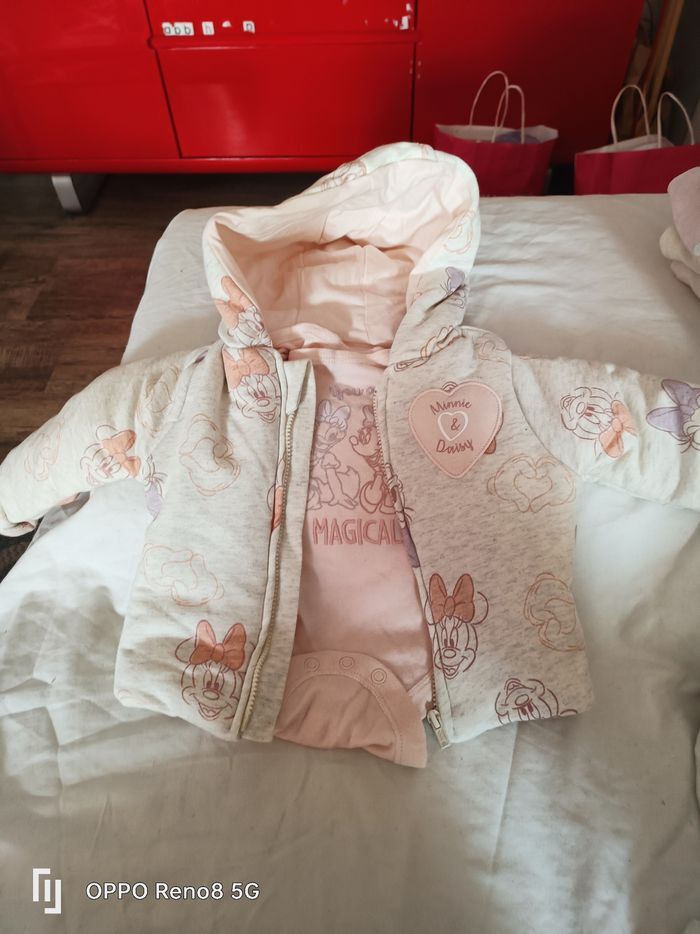 Lot de vêtements pour bébé fille  de 0 à 3 mois - photo numéro 4