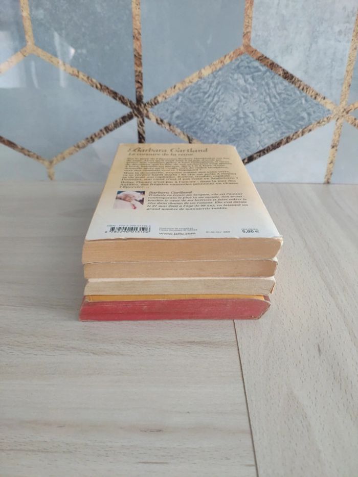 Lot 4 livres poche Cartland corsaire reine danger duc amours mexicaines - photo numéro 3