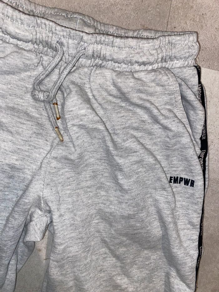 Jogging gris - photo numéro 5