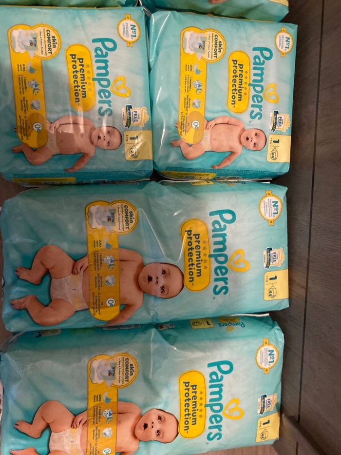 Couches Pampers taille 1