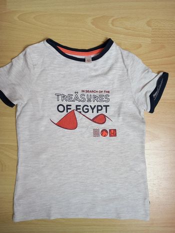 Tee-shirt Okaïdi 5 ans excellent état