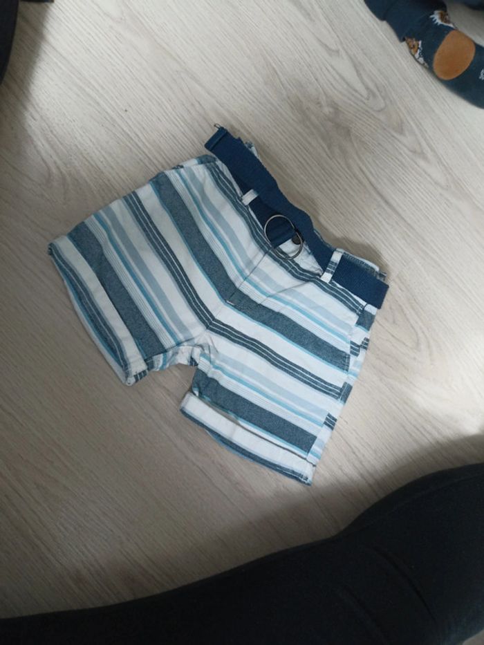 Short rayé bleu - photo numéro 2