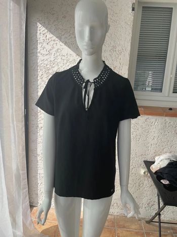 T-shirt les petites blondes en taille M