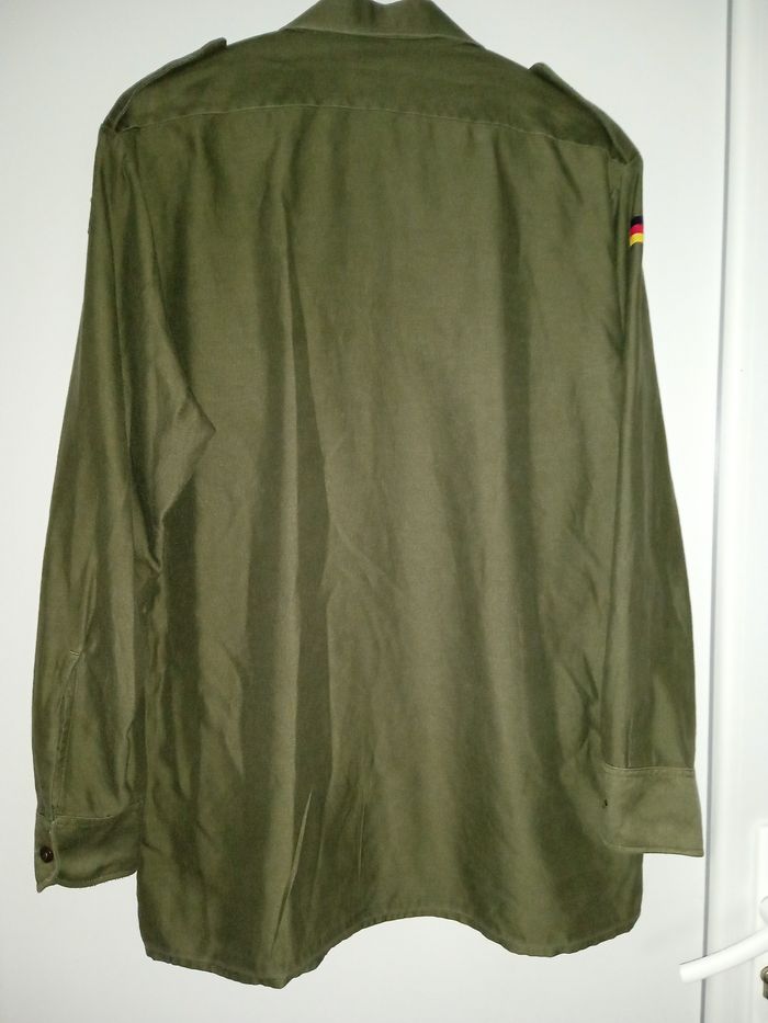 Véritable chemise armée Allemande 41-42 - photo numéro 2