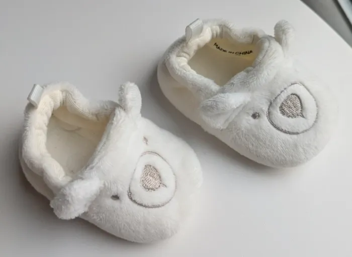 Petit chausson naissance TBE - photo numéro 2