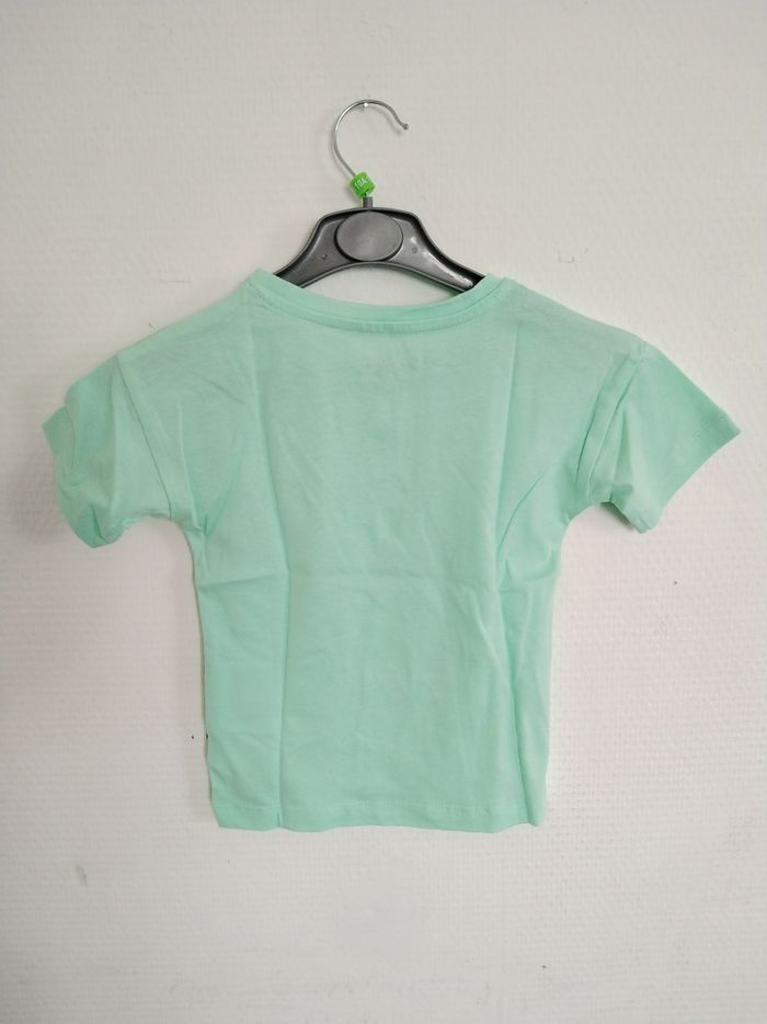 Tee-shirt neuf (neuf) - photo numéro 2