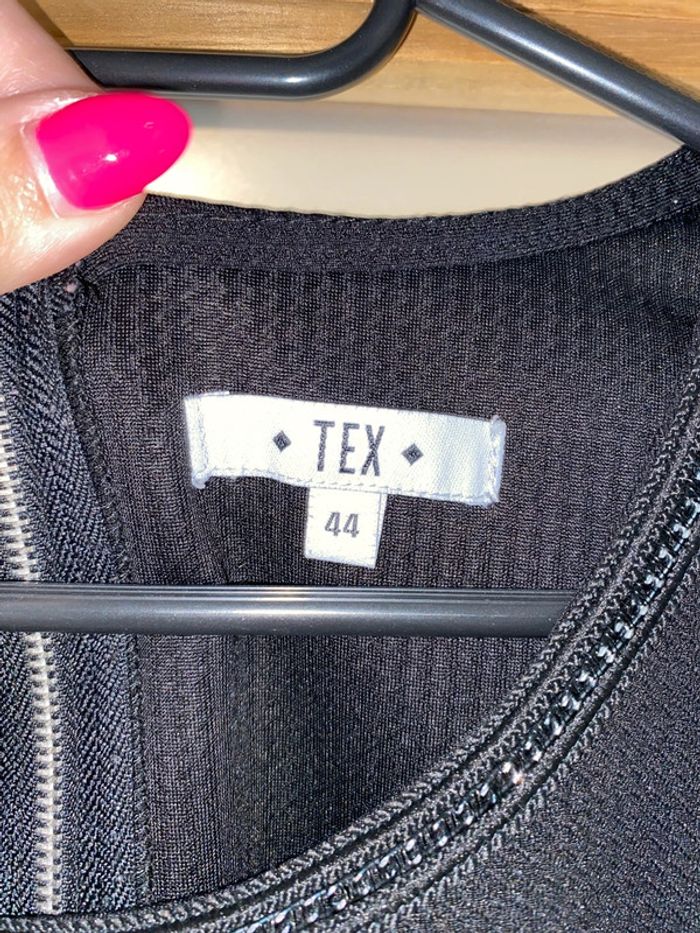 Petite robe noire  taille 44 Tex - photo numéro 2