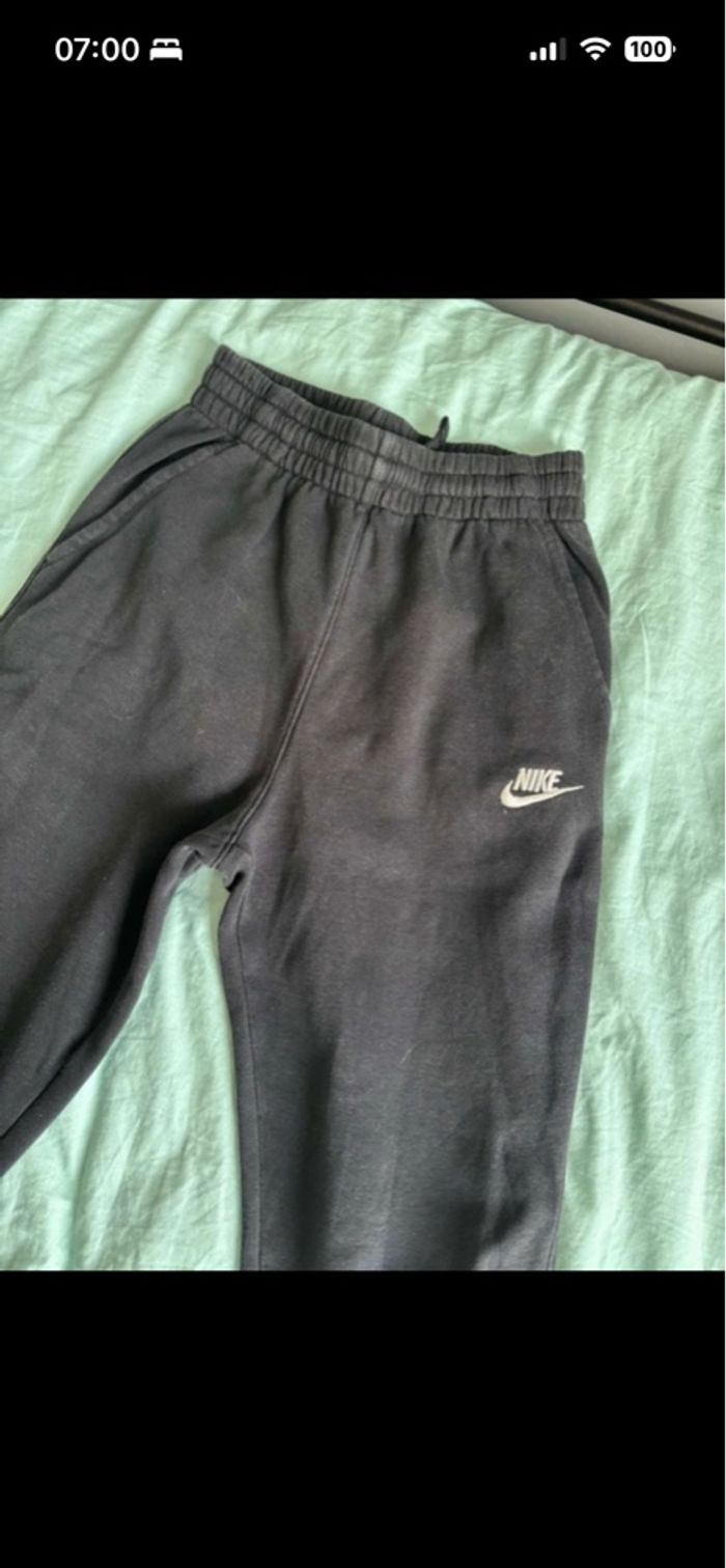 Pantalon de jogging très peu mis - photo numéro 2