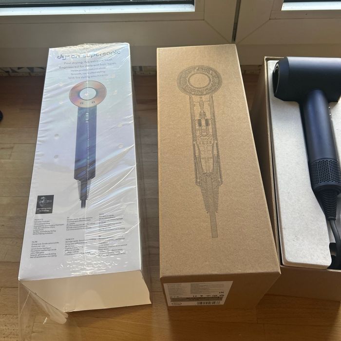 Sèche cheveux Dyson Supersonic qualité Professionnel Neuf