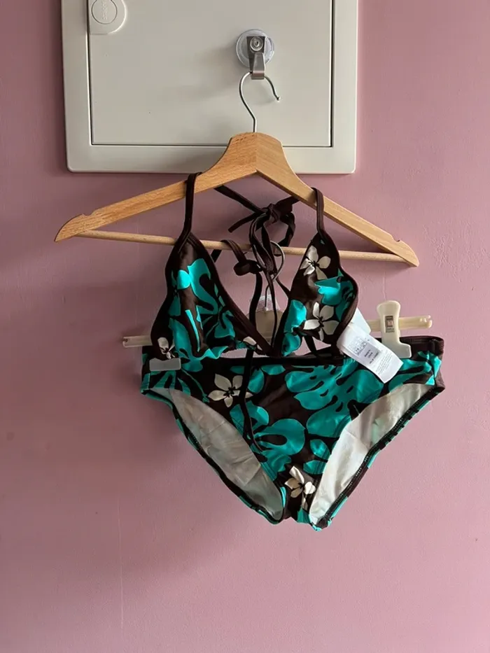 Lot de 2 maillot de bain deux pièce fleuri - photo numéro 2