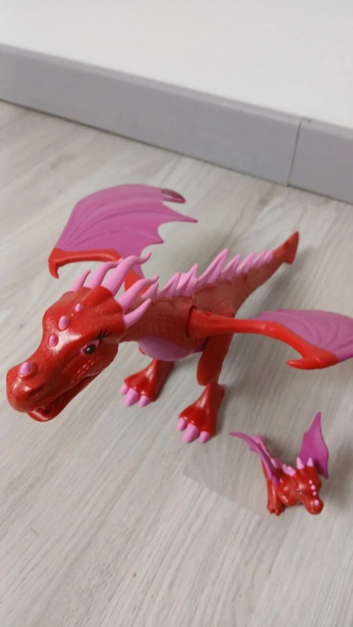 Dragonne et son petit Playmobil - photo numéro 4