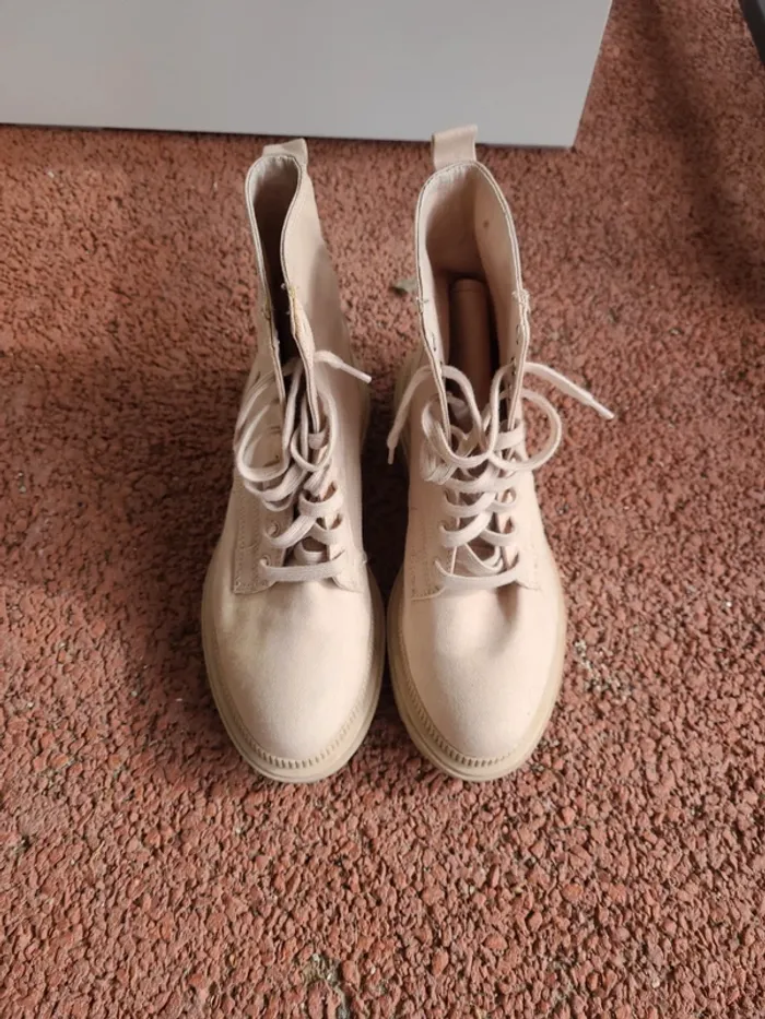 Chaussures montantes en toile taille 39 - photo numéro 2