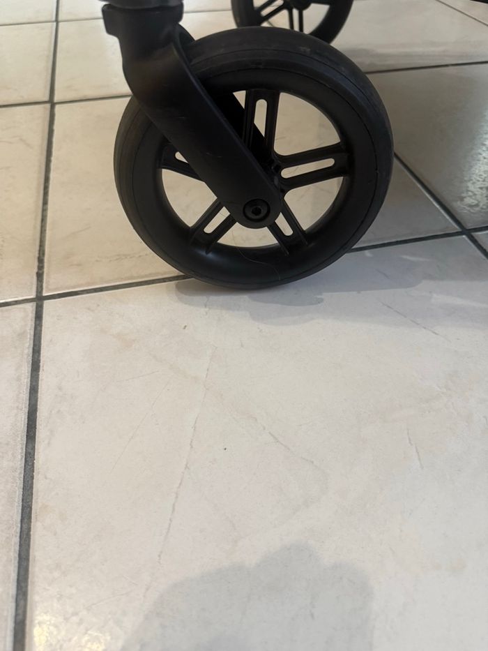 Poussette Cybex Melio no - photo numéro 6