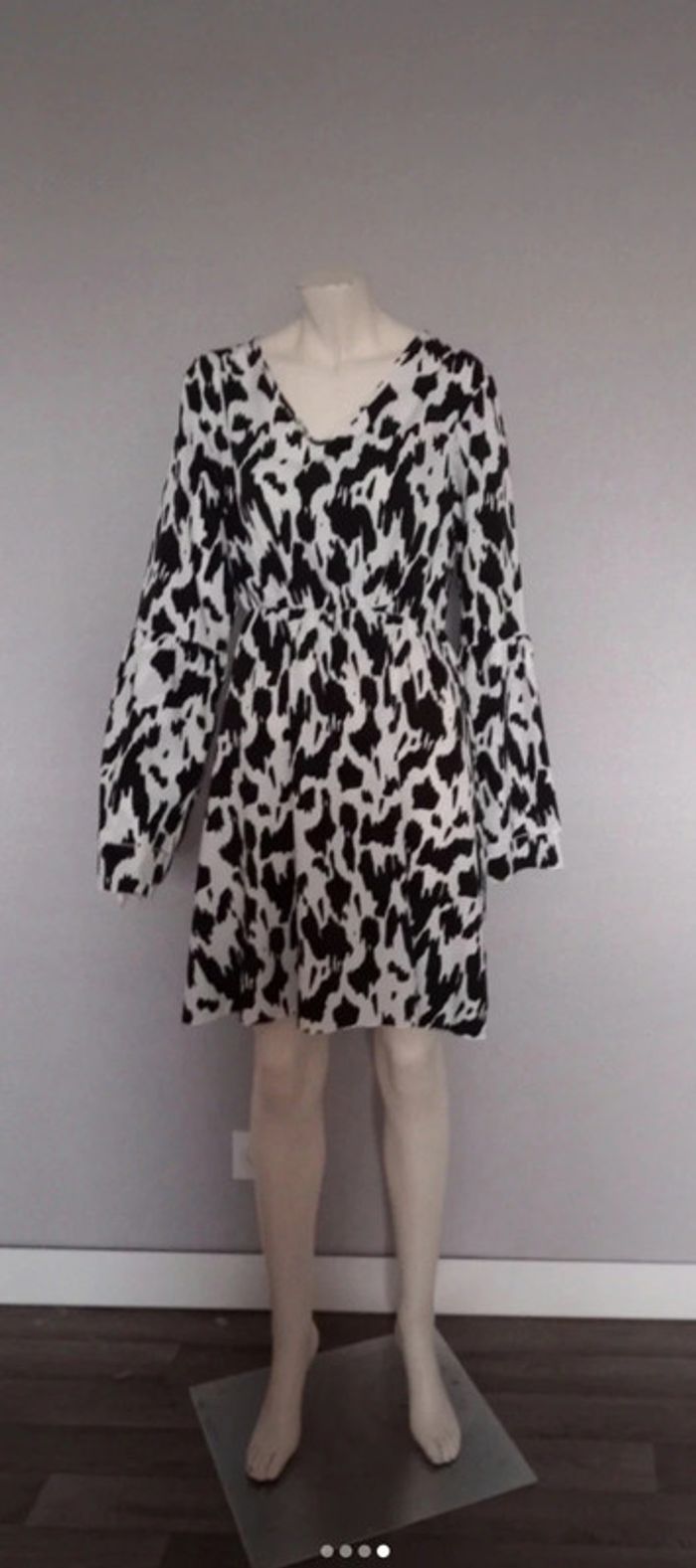 Belle robe demi saison XL - photo numéro 3