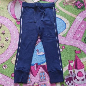 Jogging tape à l'oeil 3 ans