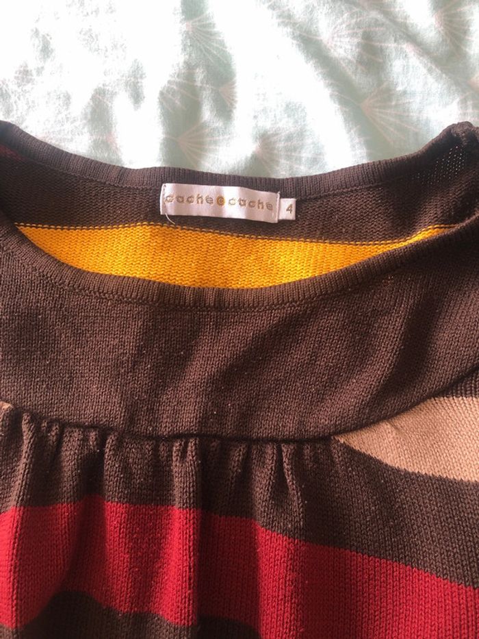 Pull taille 4 - photo numéro 2