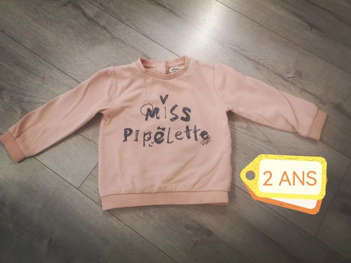 Sweat fille taille 24 mois